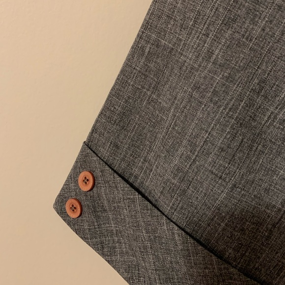 Short sleeve button down blouse - Picture 5 of 7